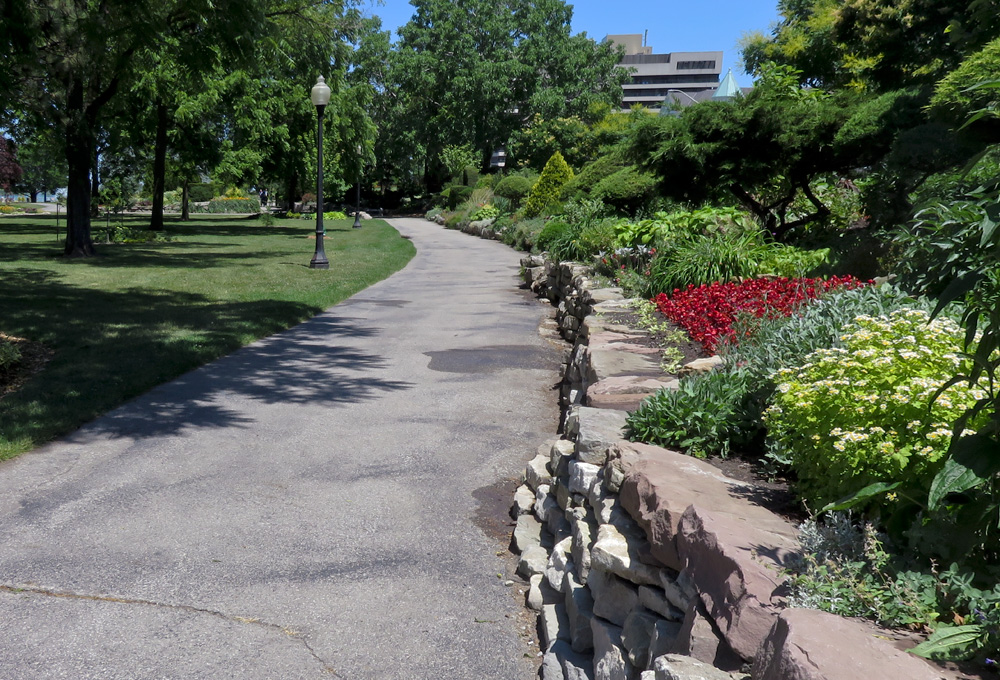 Photo of the Week Coventry Garden in Windsor, Ontario, Canada Lireo